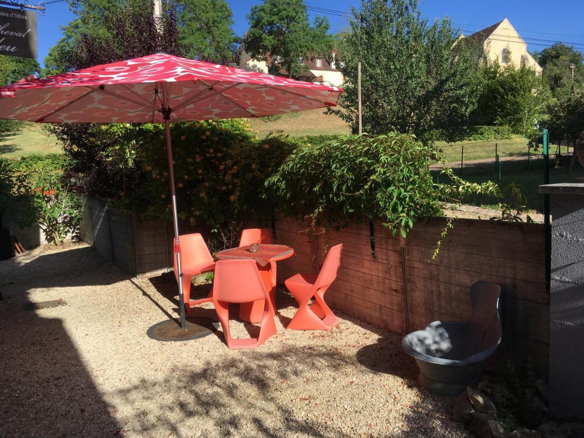 Bed and Breakfast Au cheval bleu à Fontenay-près-Vézelay Extérieur photo